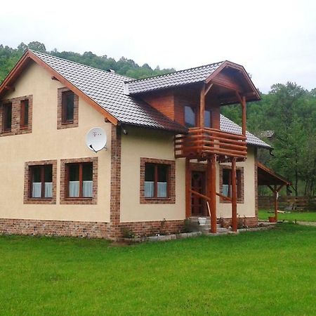 Katalin Kulcsosház Băile Chirui Exterior foto