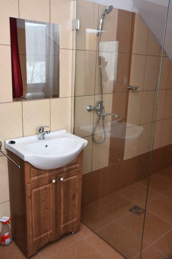 Katalin Kulcsosház Băile Chirui Exterior foto