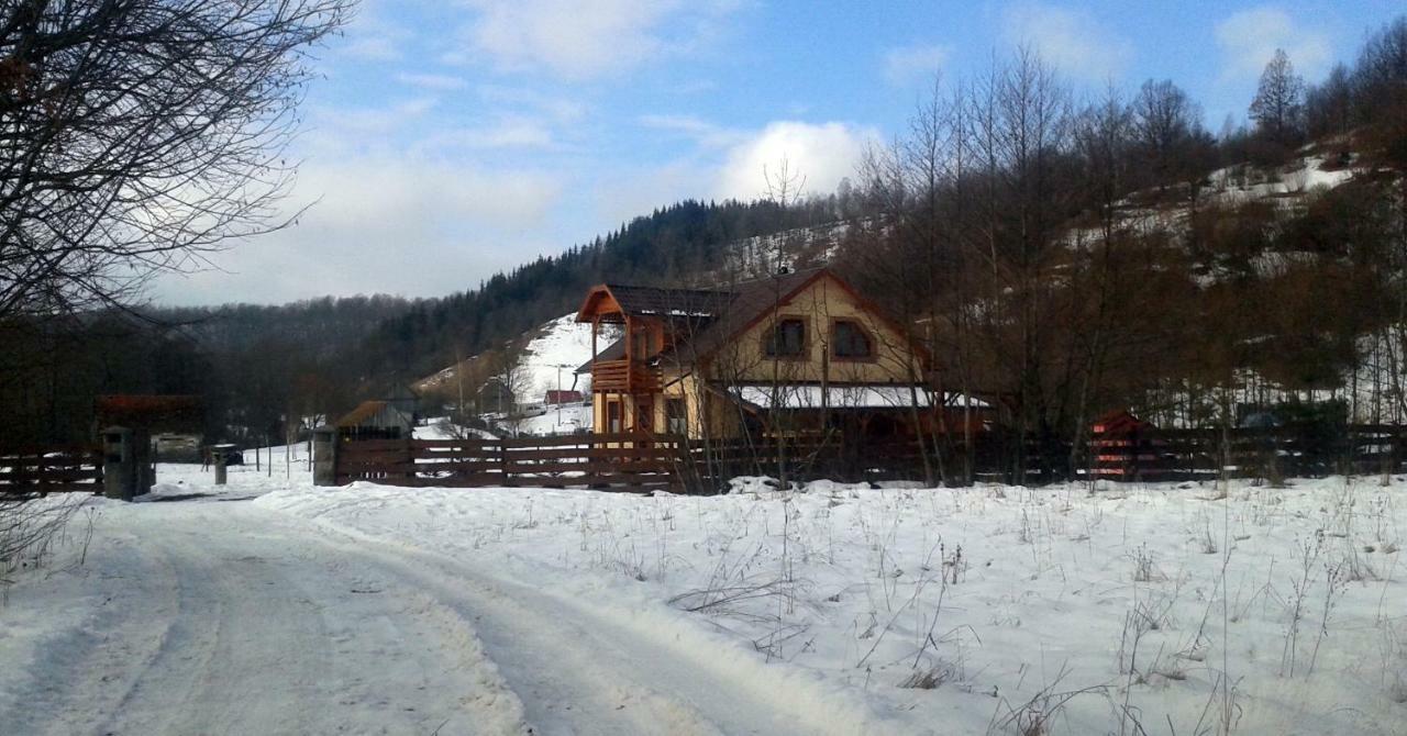Katalin Kulcsosház Băile Chirui Exterior foto